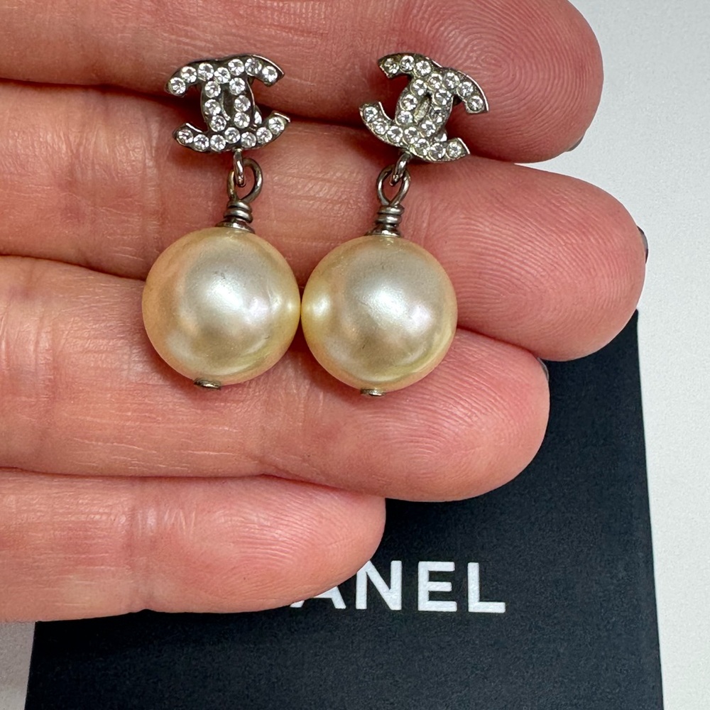 Authentic CHANEL CC Crystal Pearl Drop Earrings